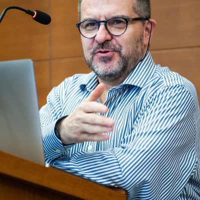 MARIO DE CARO